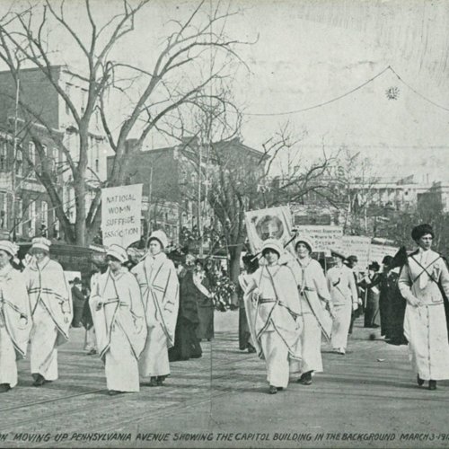 suffragettesmarchingDCpostcard.jpeg