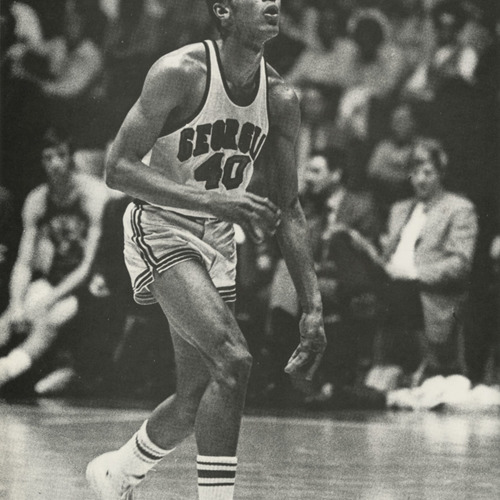 Ronnie Hogue on the basketball court 1971.jpg